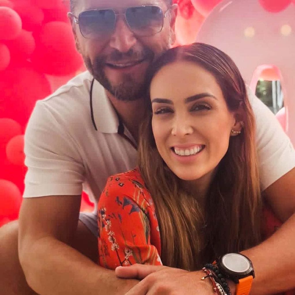 Jacky Bracamontes y Martín Fuentes