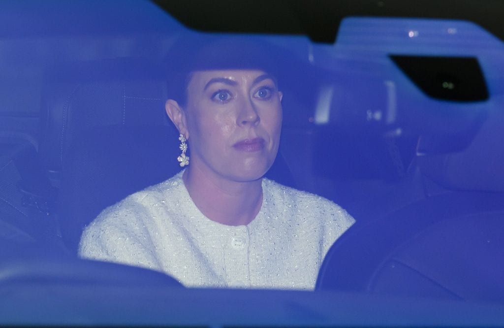 Nina Flohr, mujer de Philippos de Grecia, es una de las madrinas de Athena, hija de Beatriz de York