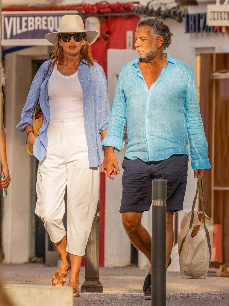 Hola 4179 Nieves Alvarez y  Marco Severini in Ibiza. August 14 2024