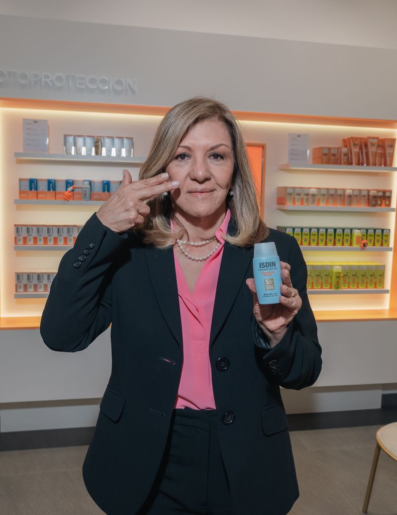 Dra. Ivonne Arellano, Dermatóloga y Dermato-oncóloga.