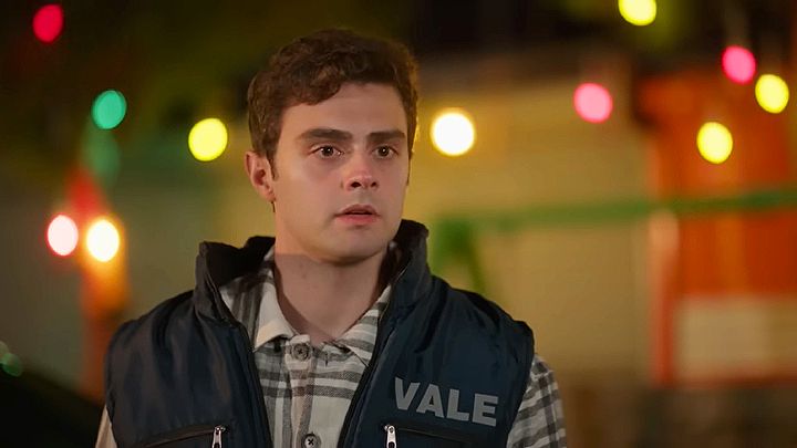 Avance de 'Hermanos': Sarp y Ogulcan hacen que Ömer sea despedido de su trabajo