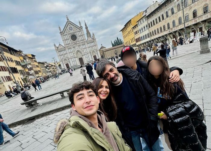 Nuria Roca con su marido e hijos 