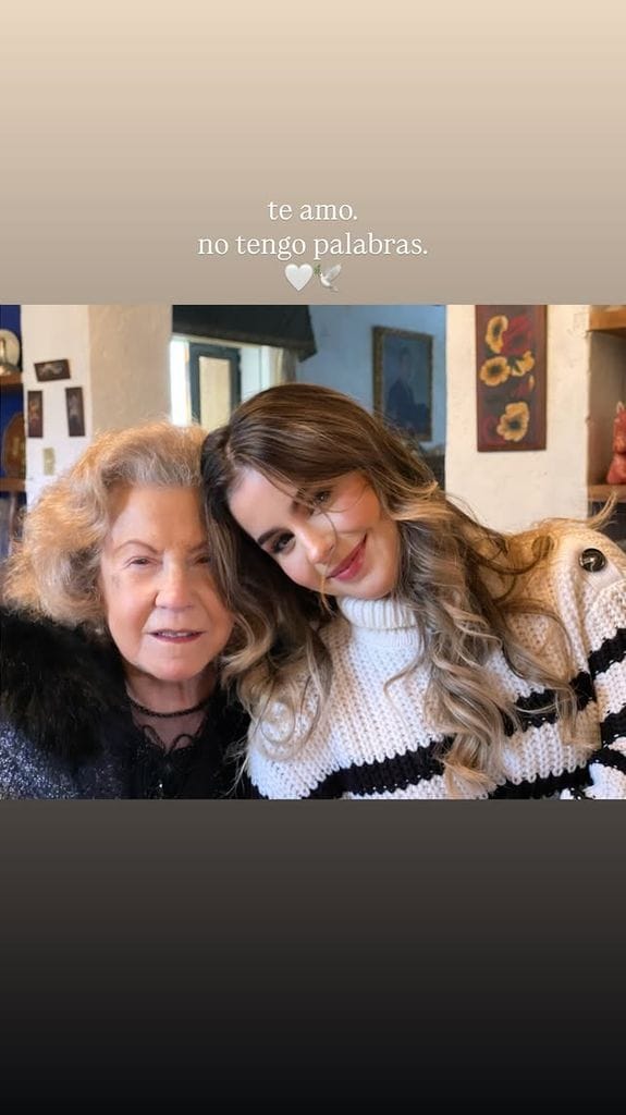 Ana Pau Capetillo compartió esta linda foto en memoria de su abuela.