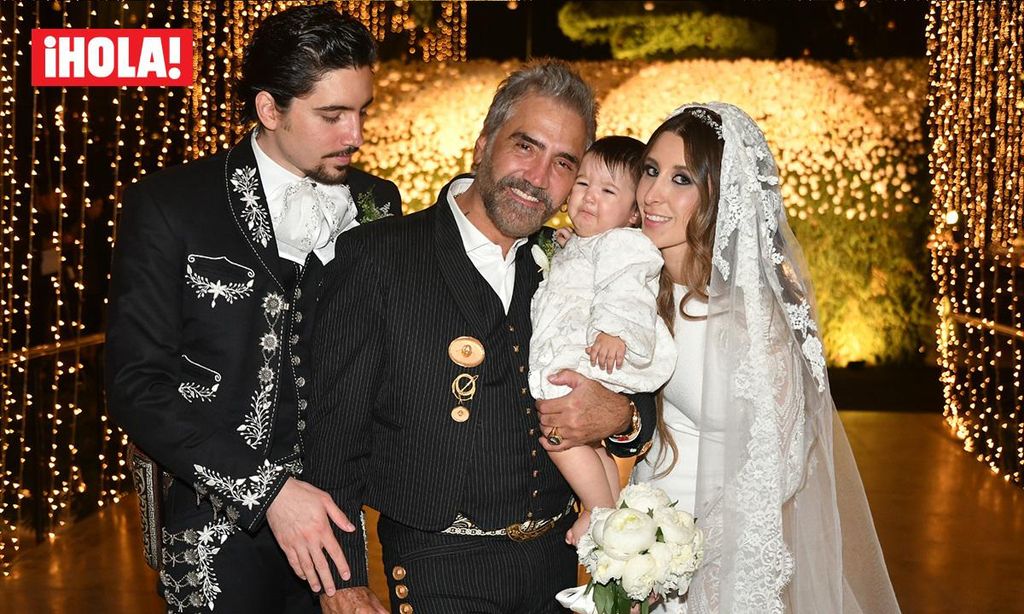 lex fern ndez con su padre 39 el potrillo 39 su esposa alexia y la hija de ambos m a
