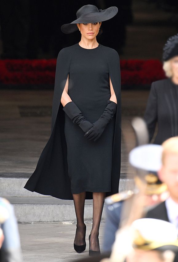 Meghan Markle rompe a llorar en el funeral de la reina Isabel