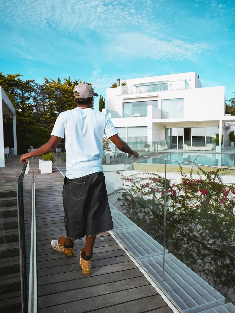 Lamine Yamal en su nuevo hogar, la espectacular mansión en la que vivieron Shakira y Piqué