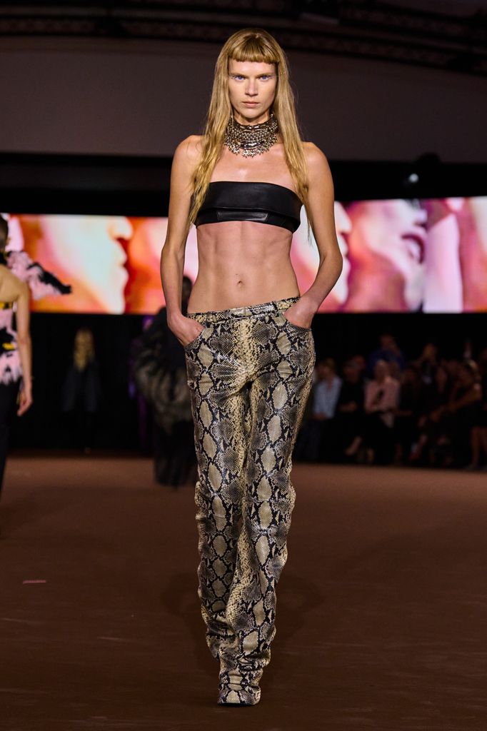 Paris Fashion Week: desfile de Mugler (Primavera/Verano 2027)
