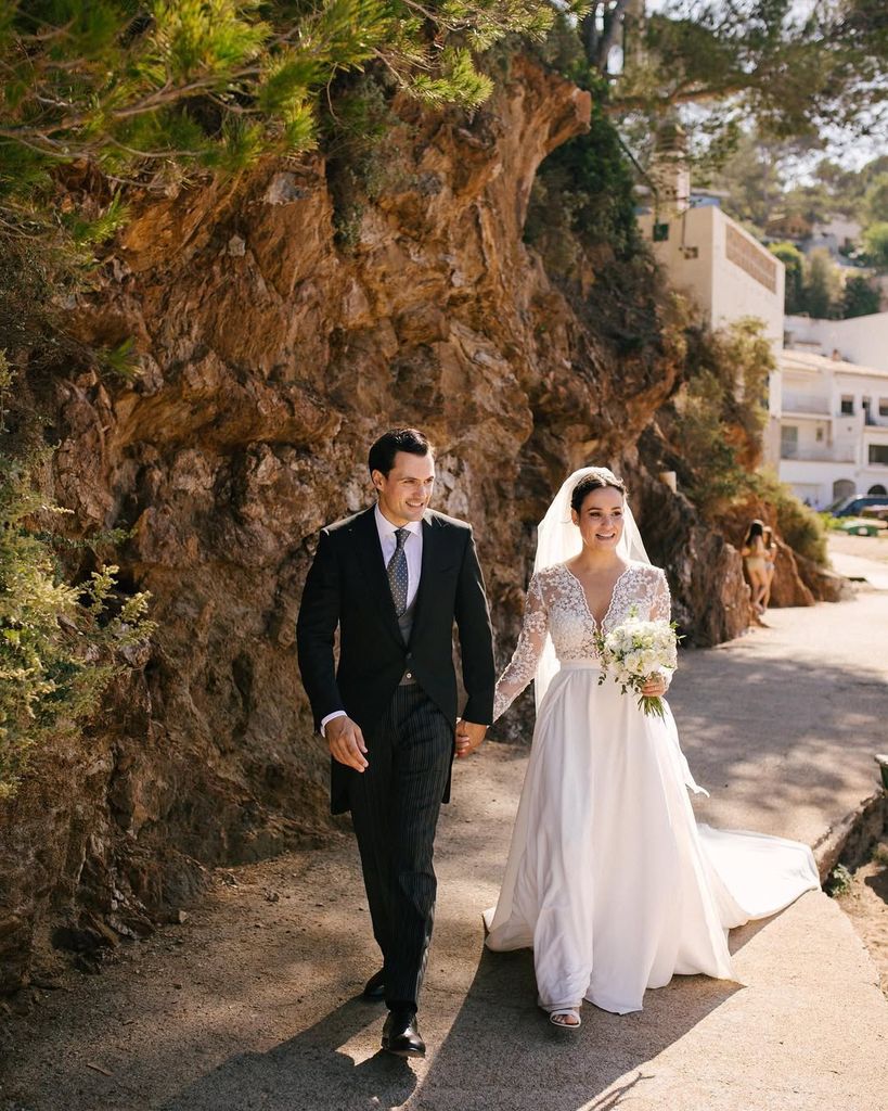 Carolina y Álex el día de su boda