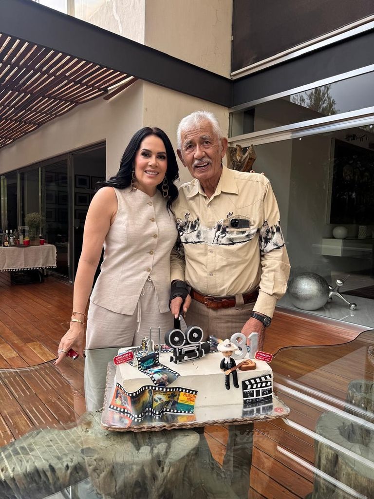 América Guinart y su papá.