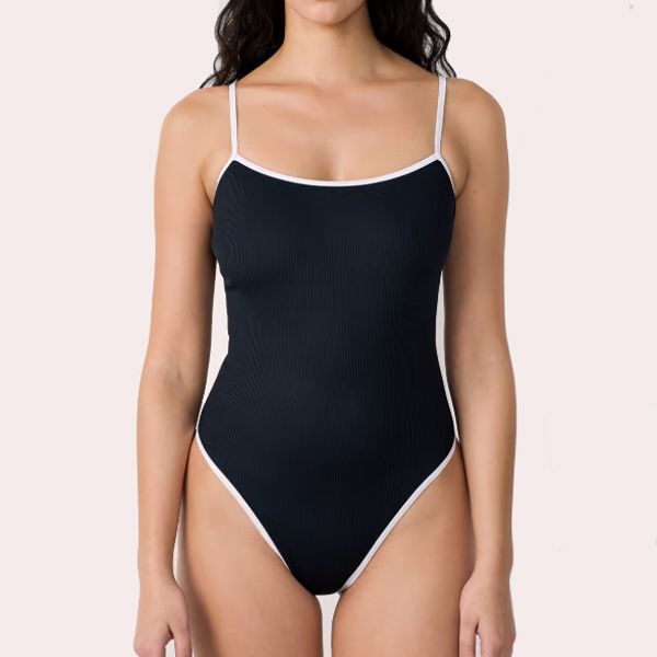 Bañador negro ribete blanco tirantes Etam