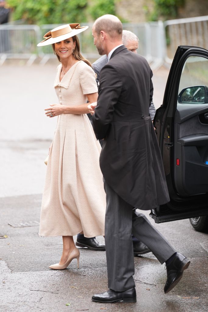 Kate Middleton y el príncipe Guillermo en la boda de Peter Phillips y Harriet Sperling 