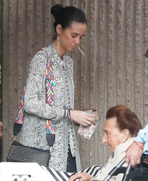 Victoria de Marichalar con camisa estampada