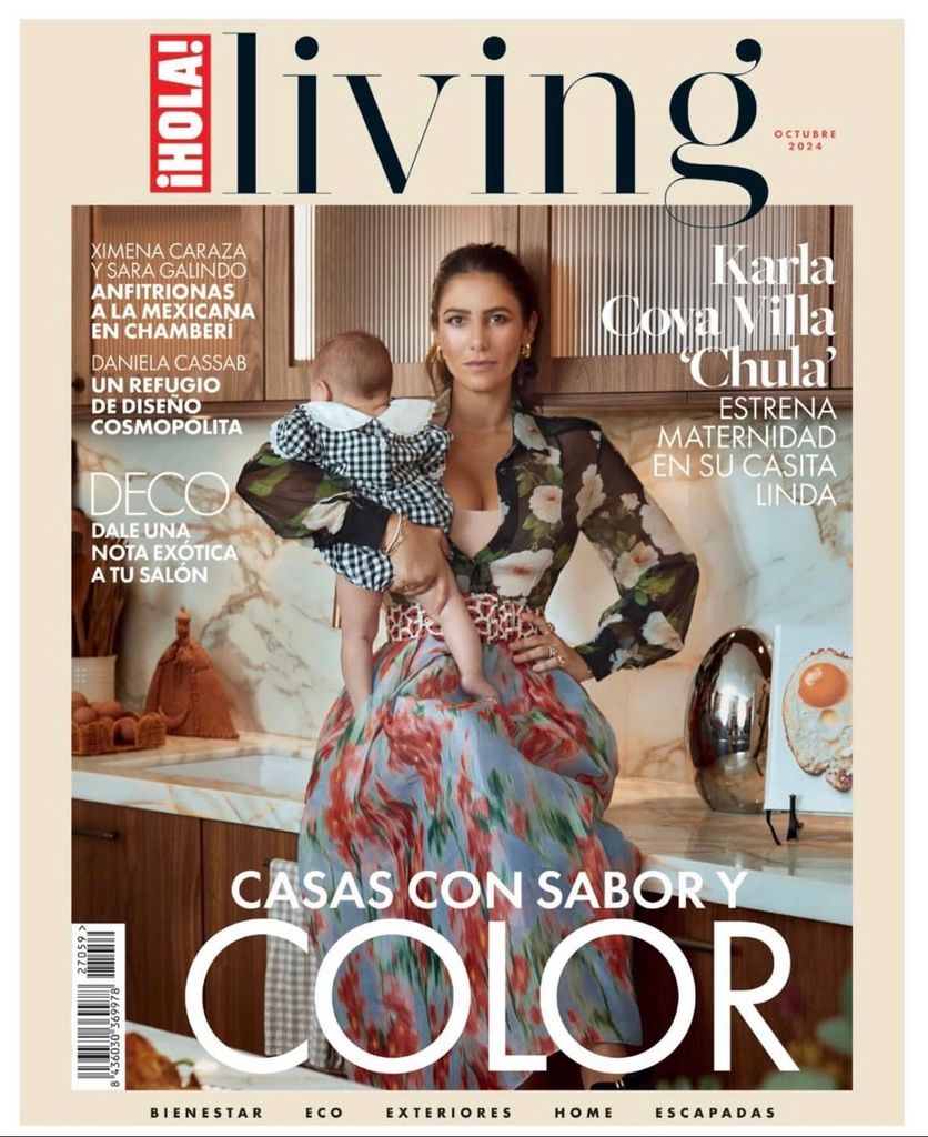 Karla Cova Villa protagonizando una portada de ¡HOLA! Living