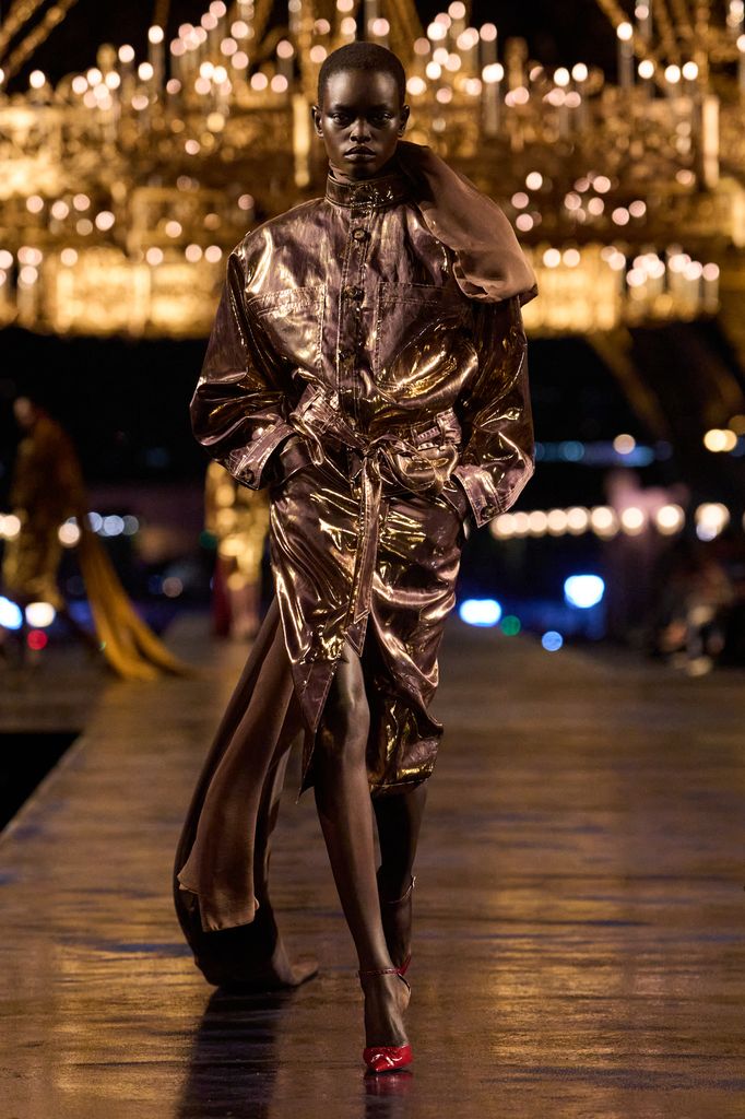 Paris Fashion Week: desfile de Saint Laurent (Primavera/Verano 2027)