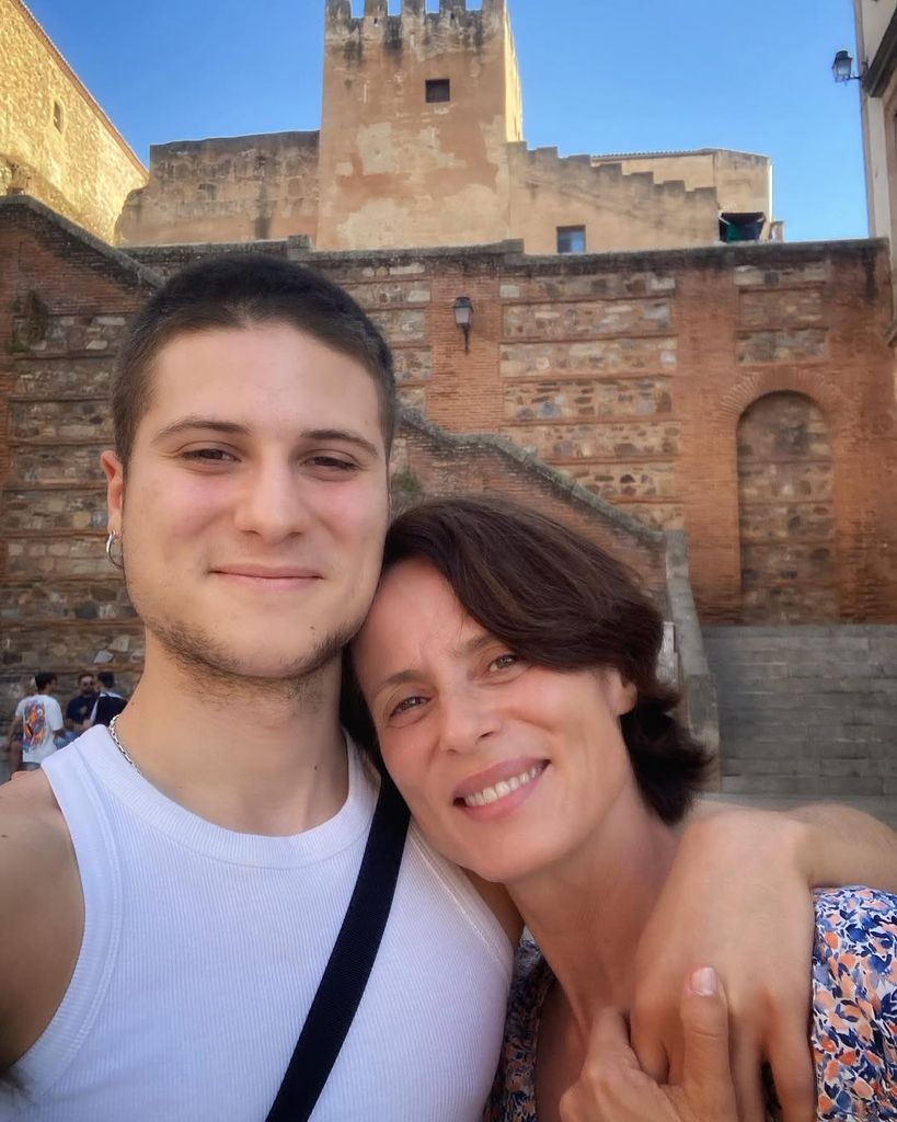 Aitana Sánchez-Gijón con su hijo, Teo Lucadamo
