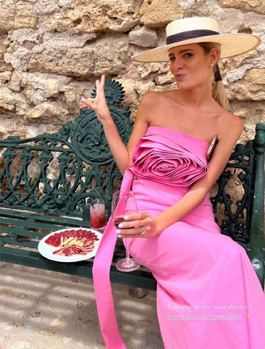 teresa andres gonzalvo en el aperitivo de la boda de Lucía Pombo