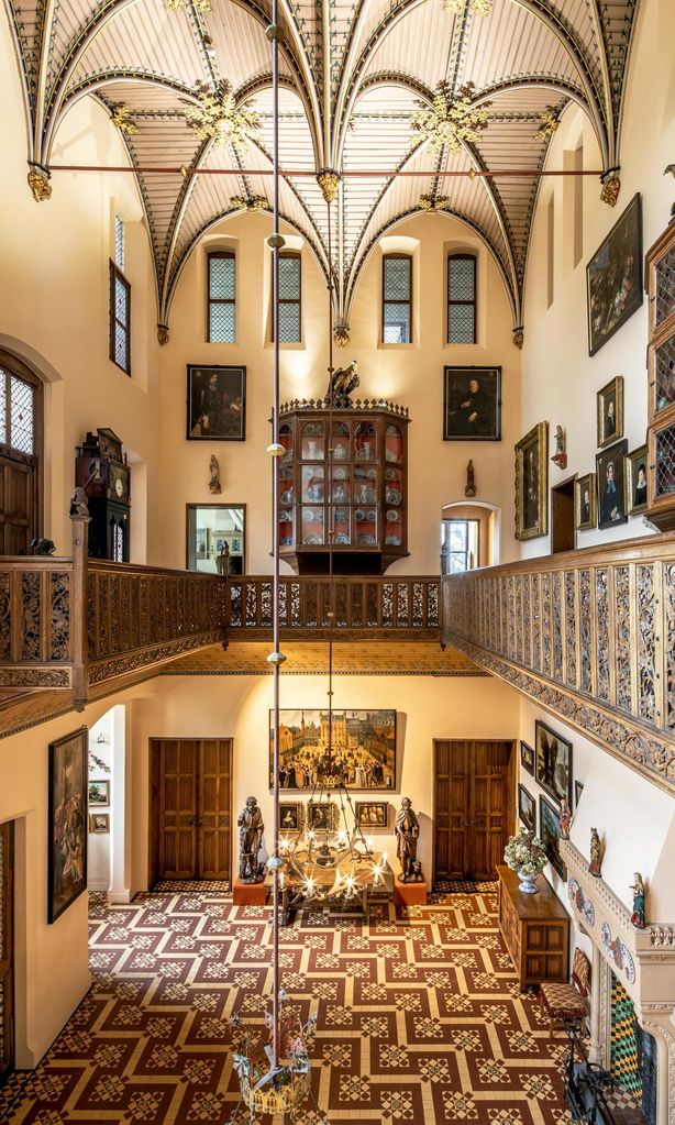 Casa Brujas HOLA 4168