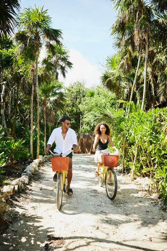pareja bicicleta