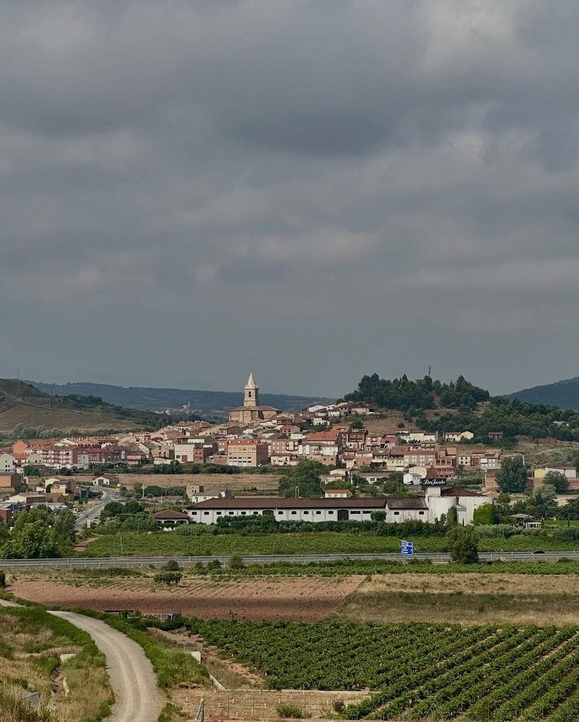La condesa Alexandra haciendo el Camino de Santiago por la Rioja, Logroño y Nájera