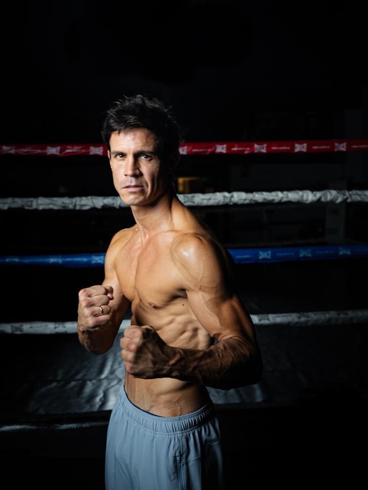 Edu Aguirre durante el combate de La Velada del Año