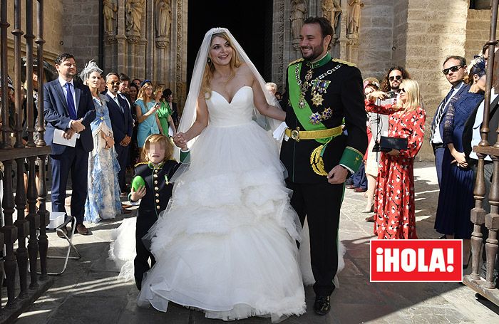 Francisco de Borbón, muy emocionado en su boda con Sophie Karoly