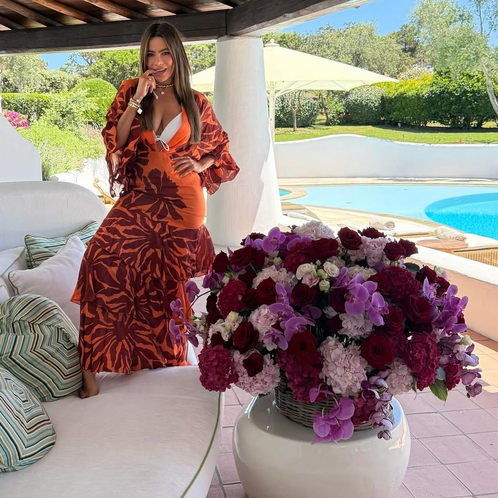 Sofía Vergara inició los festejos por sus 53 años en Sardinia, Italia