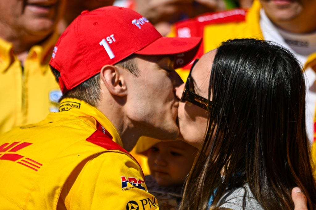 ST PETERSBURG, FLORIDA - MARCH 02: Alex Palou, driver of the #10 DHL Team Ganassi Honda celebrates after winning the NTT INDYCAR Firestone Grand Prix of St. Petersburg on March 02, 2025 in St Petersburg, Florida. (Photo by Miguel J. Rodriguez Carrillo/Getty Images)