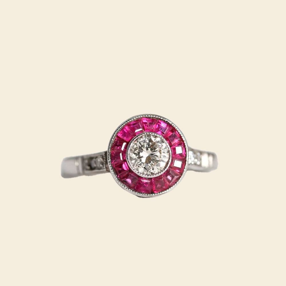 anillo de rubí
