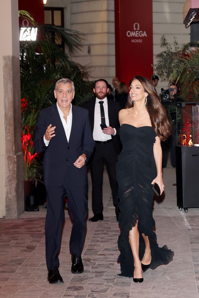 George Clooney y Amal Clooney en la fiesta de Omega House durante los Juegos Olímpicos de Invierno Milano Cortina 2026.