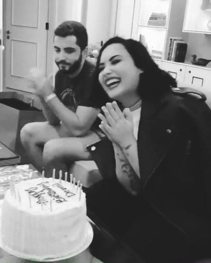 Demi