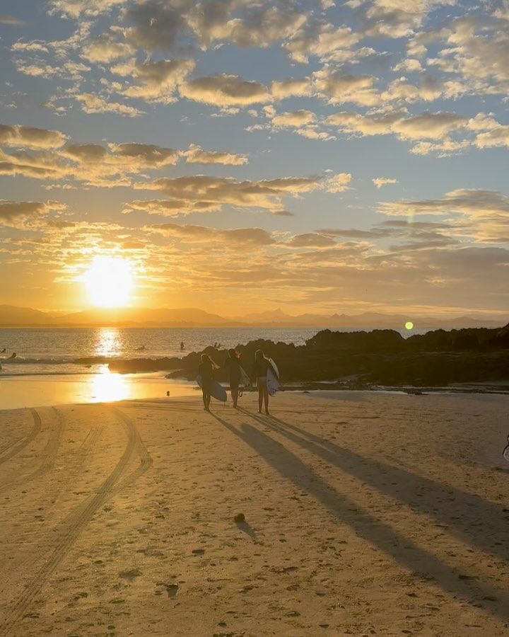 Cualquier momento del día es bueno para surfear