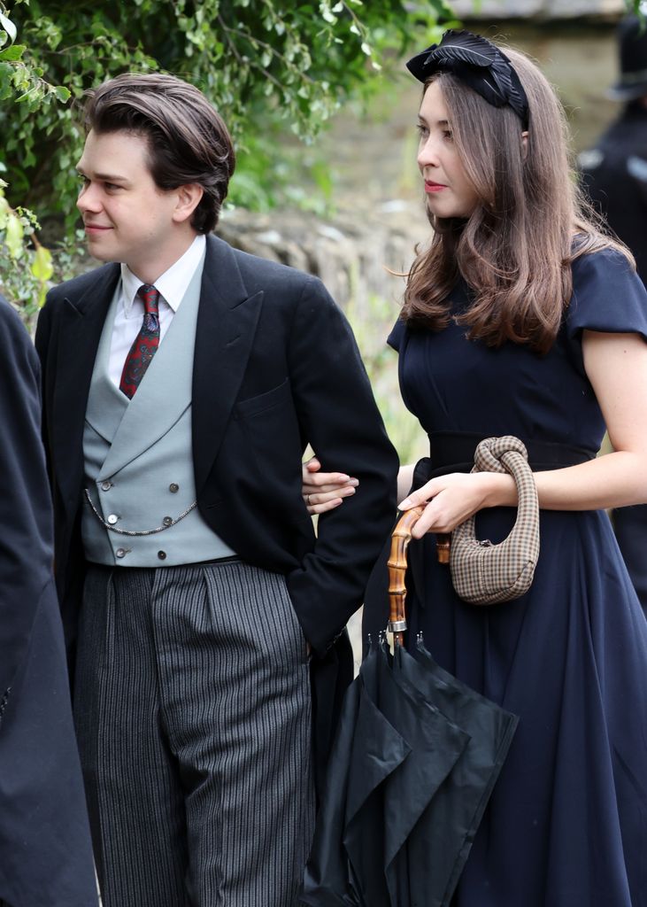 Samuel Chatto y Eleanor Ekserdjian en la boda de Peter Phillips y Harriet Sperling