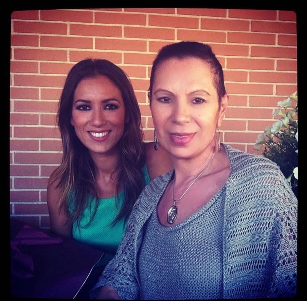 La presentadora junto a su madre, por quien siente devoción