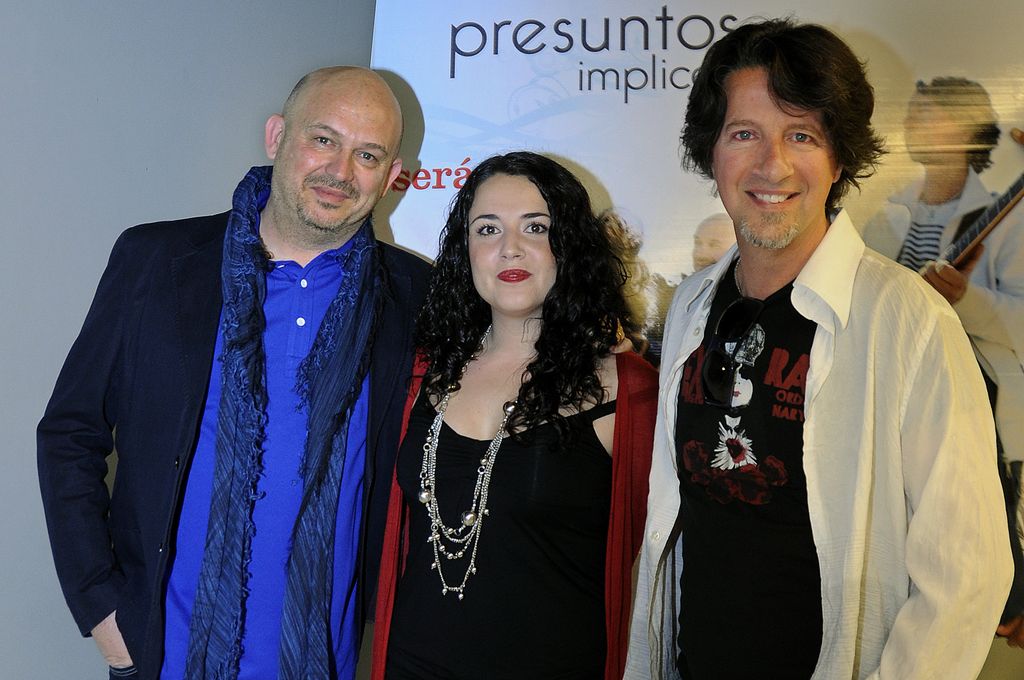 Nacho Maño, Lydia Rodriguez y Juan Luis 'Logan' Gimenez de Presuntos Implicados durante una rueda de prensa en México en 2010