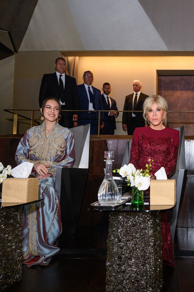 La princesa Lalla Khadija, a la izquierda, con Brigitte Macron