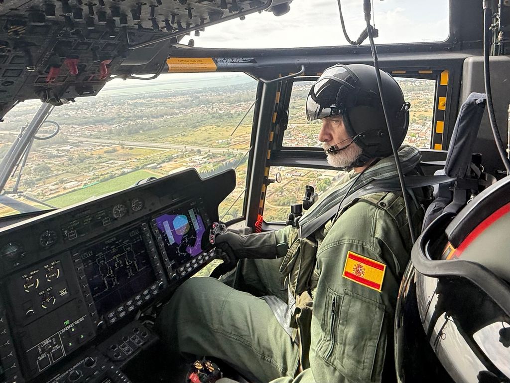 El Rey en la Base Naval de Rota