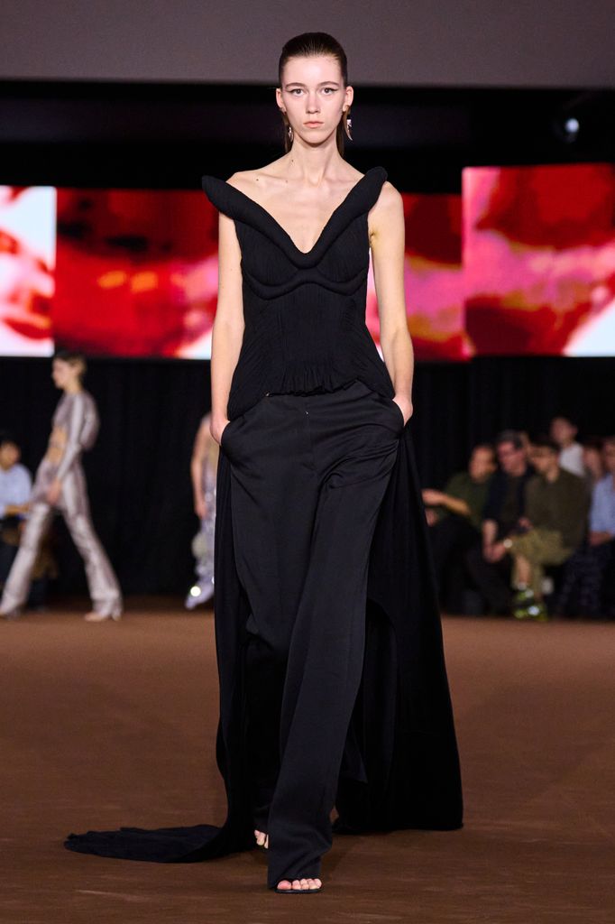 Paris Fashion Week: desfile de Mugler (Primavera/Verano 2027)