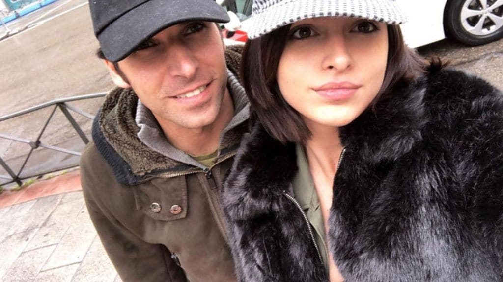 Lucía Rivera junto a su padre