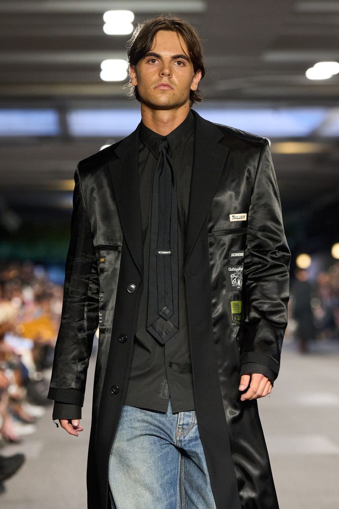 Sean Preston en Vetements SS27.