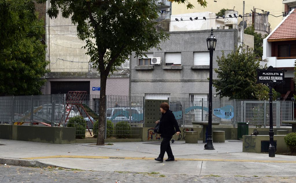 El barrio de Flores en Buenos Aires, donde Jorge Mario Bergoglio, hoy el ya desaparecido papa Francisco, pasó su niñez y juventud