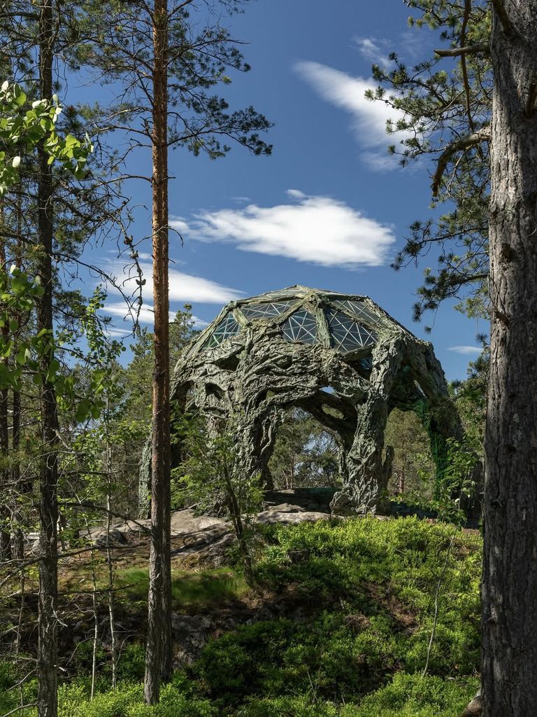 La obra de la española Cristina Iglesias en el Parque de Esculturas Princesa Estelle