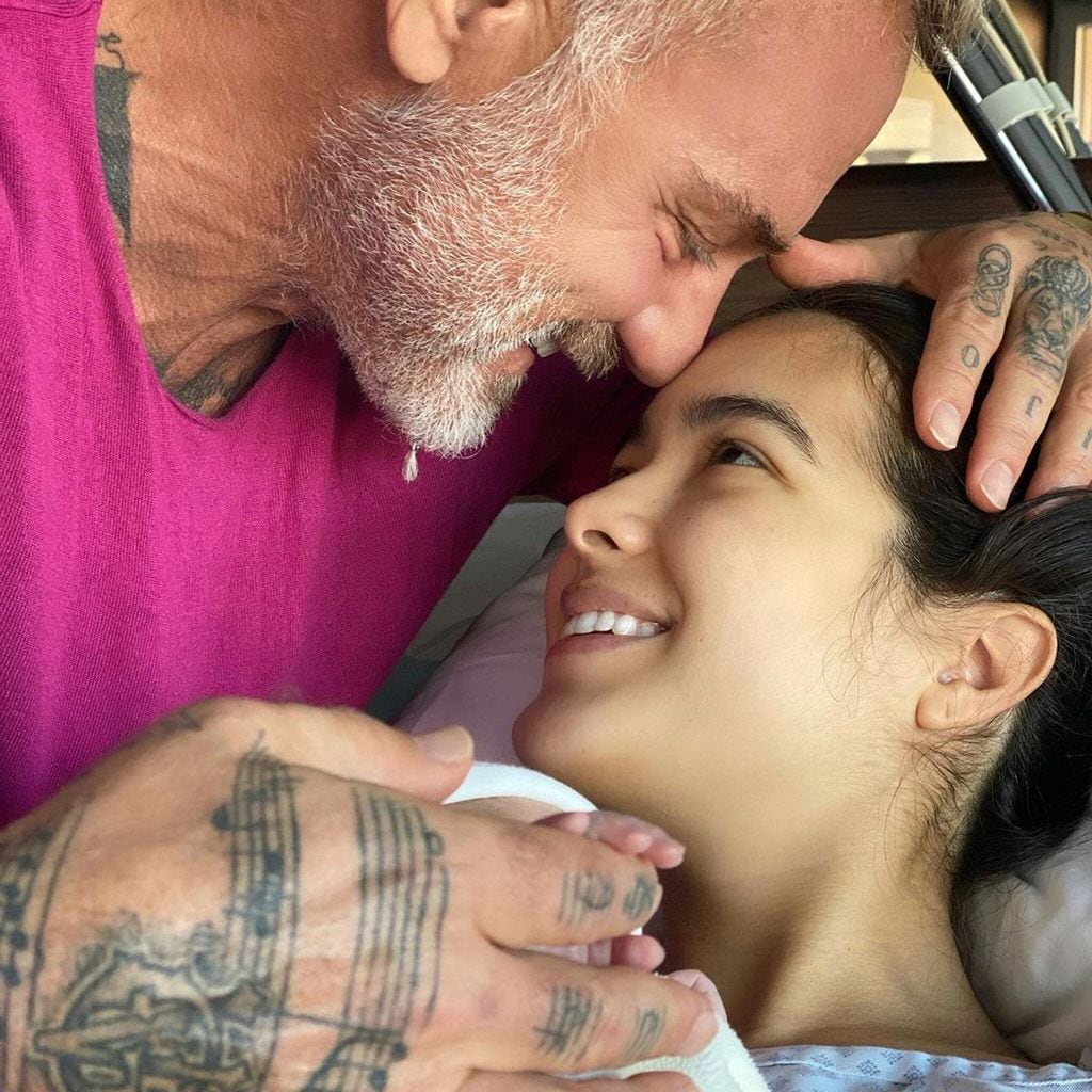 Gianluca Vacchi, Sharon Fonseca y Blu Jerusalema