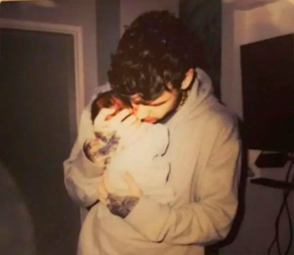 Liam y Cheryl dieron la bienvenida a Bear en 2017