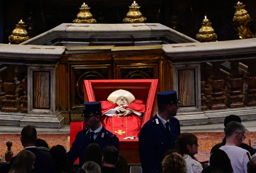    Guía para seguir el funeral del Papa Francisco: hora y dónde ver desde España