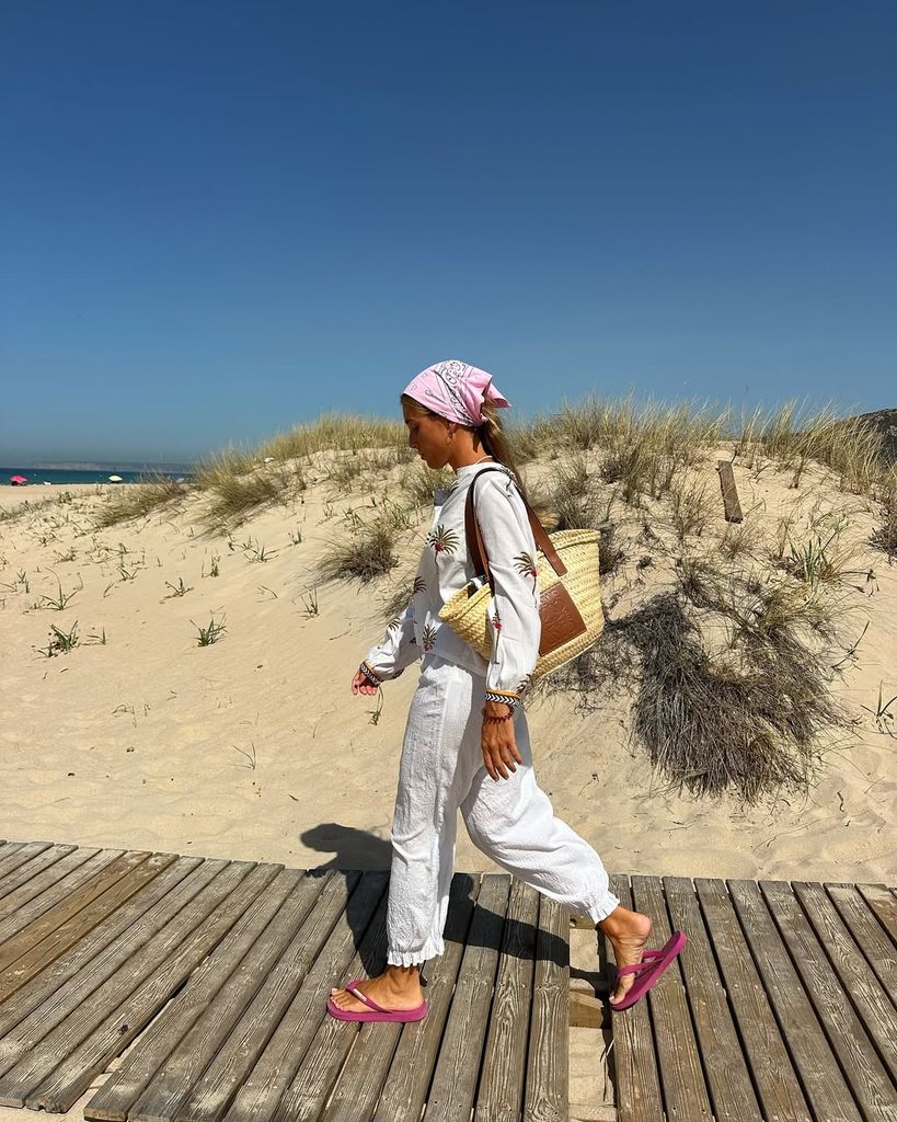 Claudia Parrast look playa