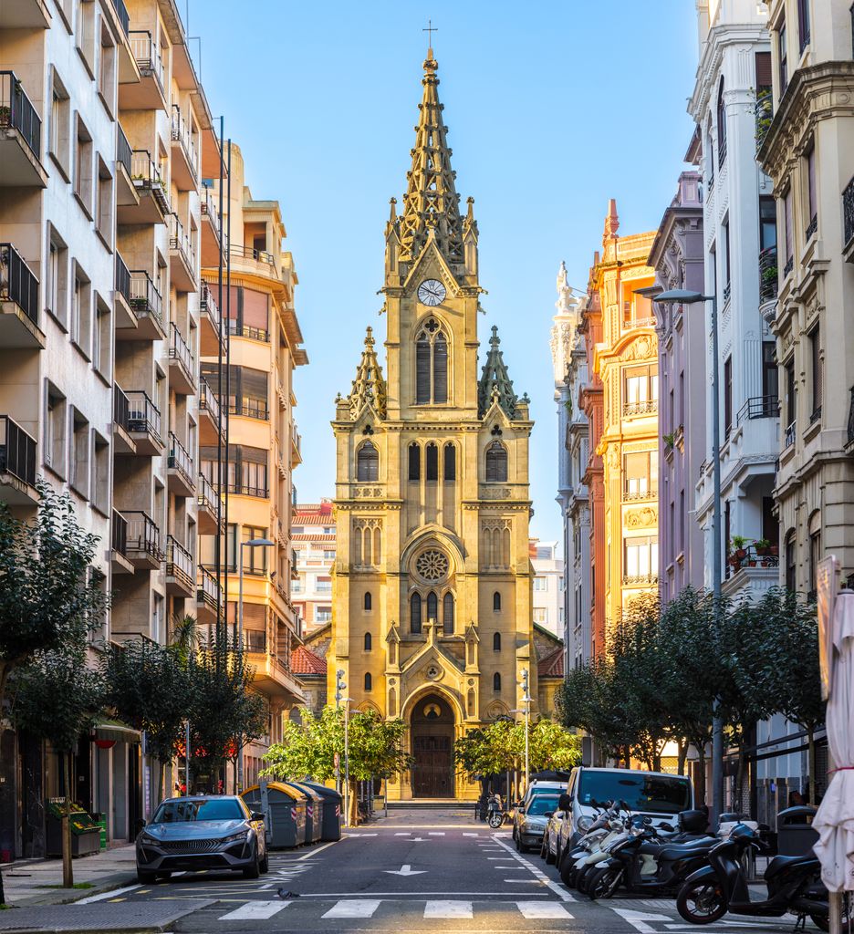 Iglesia de San Ignacio, barrio de Gros, San Sebastian