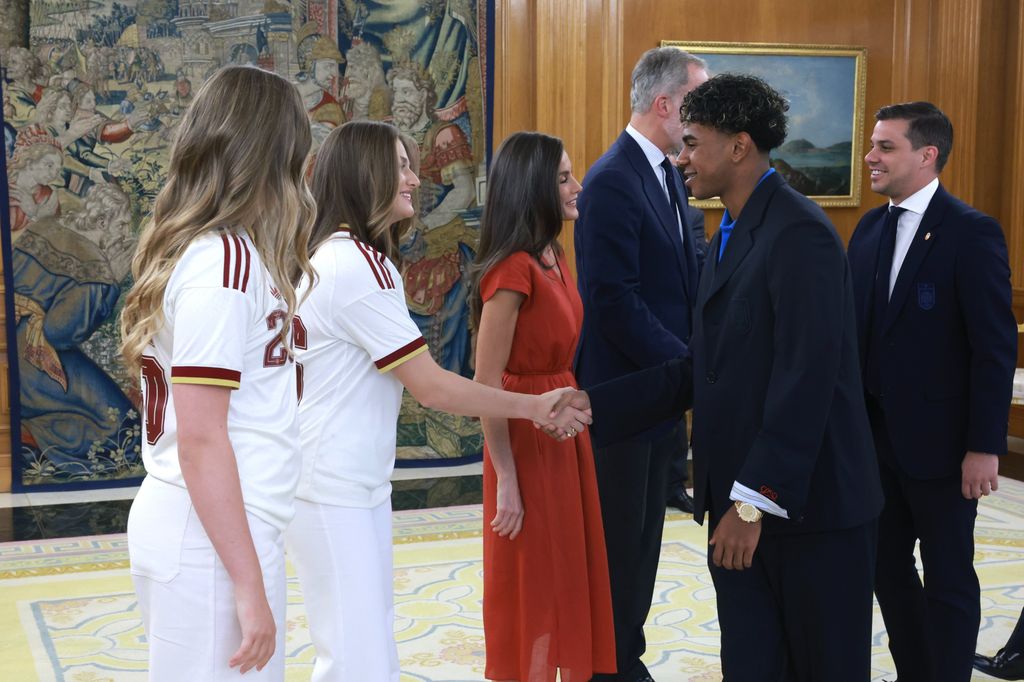 La Familia Real saluda a Lamine Yamal