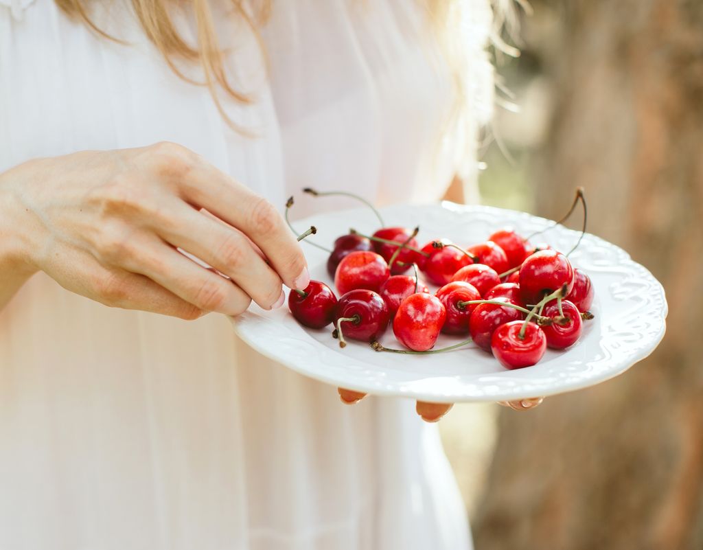 Tomadas al natural, las cerezas son grandes aliadas de una dieta saludable. 