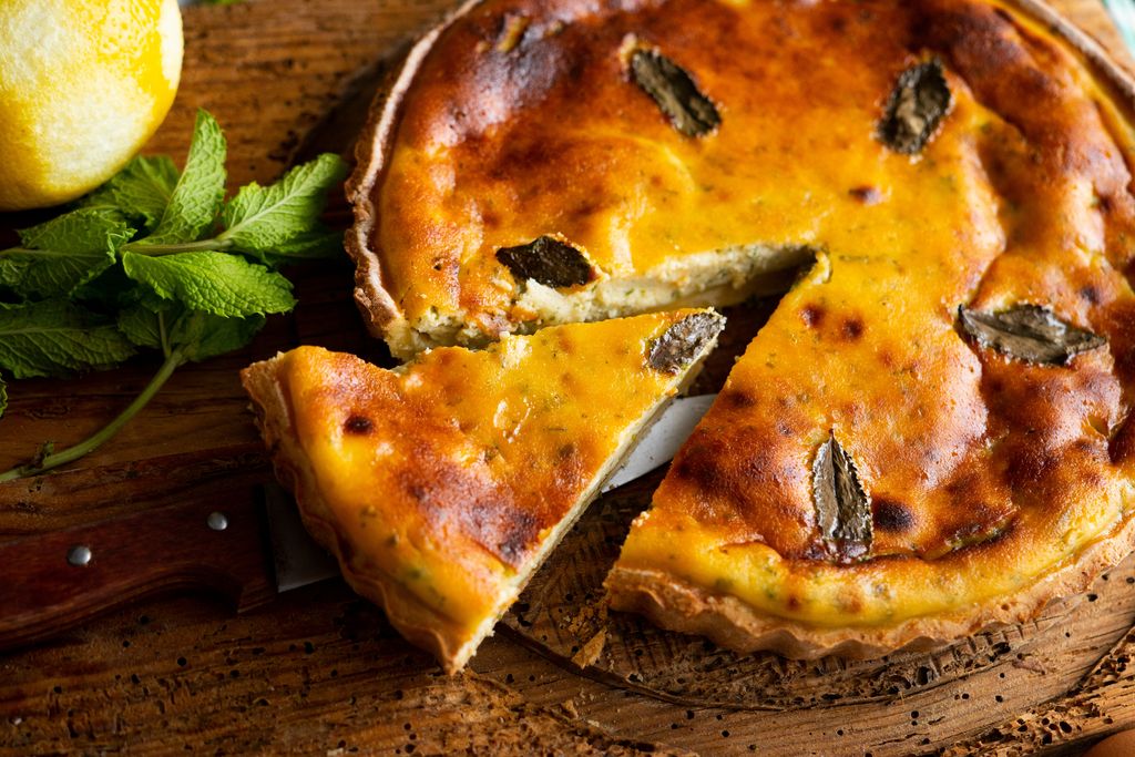 El Flaó es una tarta típica de Ibiza elaborada con queso fresco,