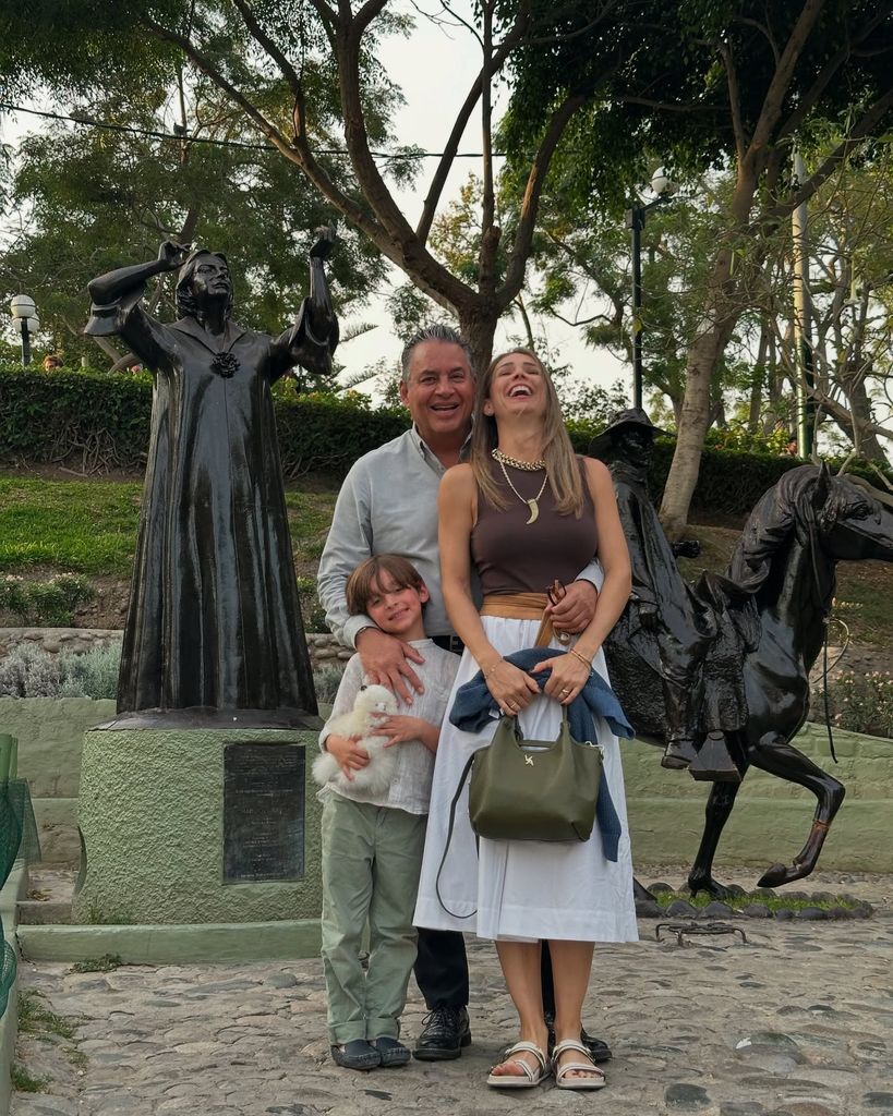 Daniel Sarcos y Alessandra Villegas viajaron a Perú con su hijo 'El Churri' en lo que ha sido una inolvidable aventura.